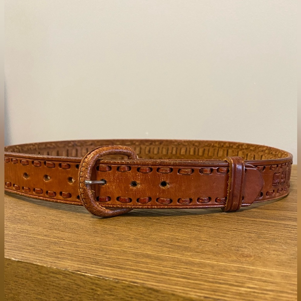 Classic Brown Leather Belt with adjustable buckle Size M